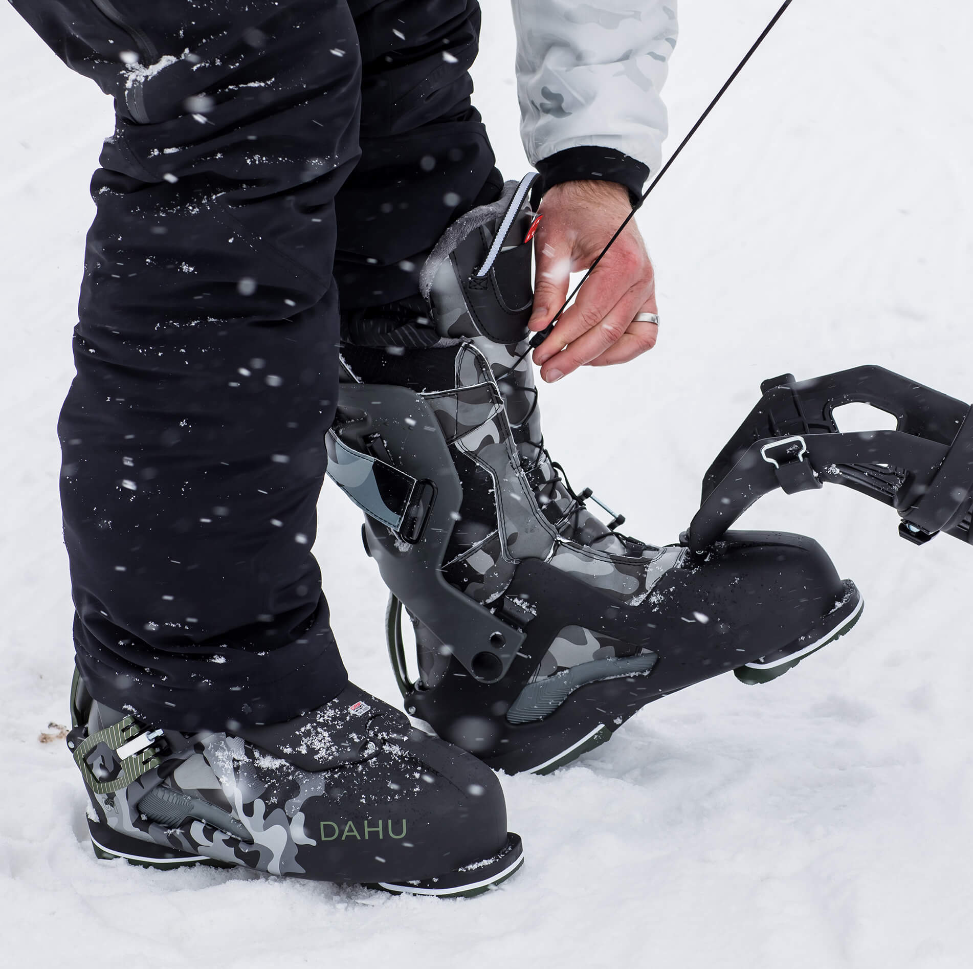 basalt black green camo