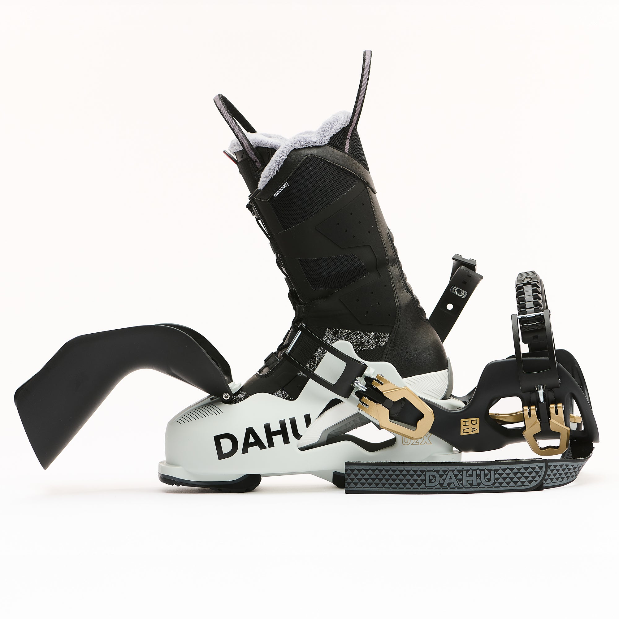 Women's 02X Black-White-Gold – DAHU