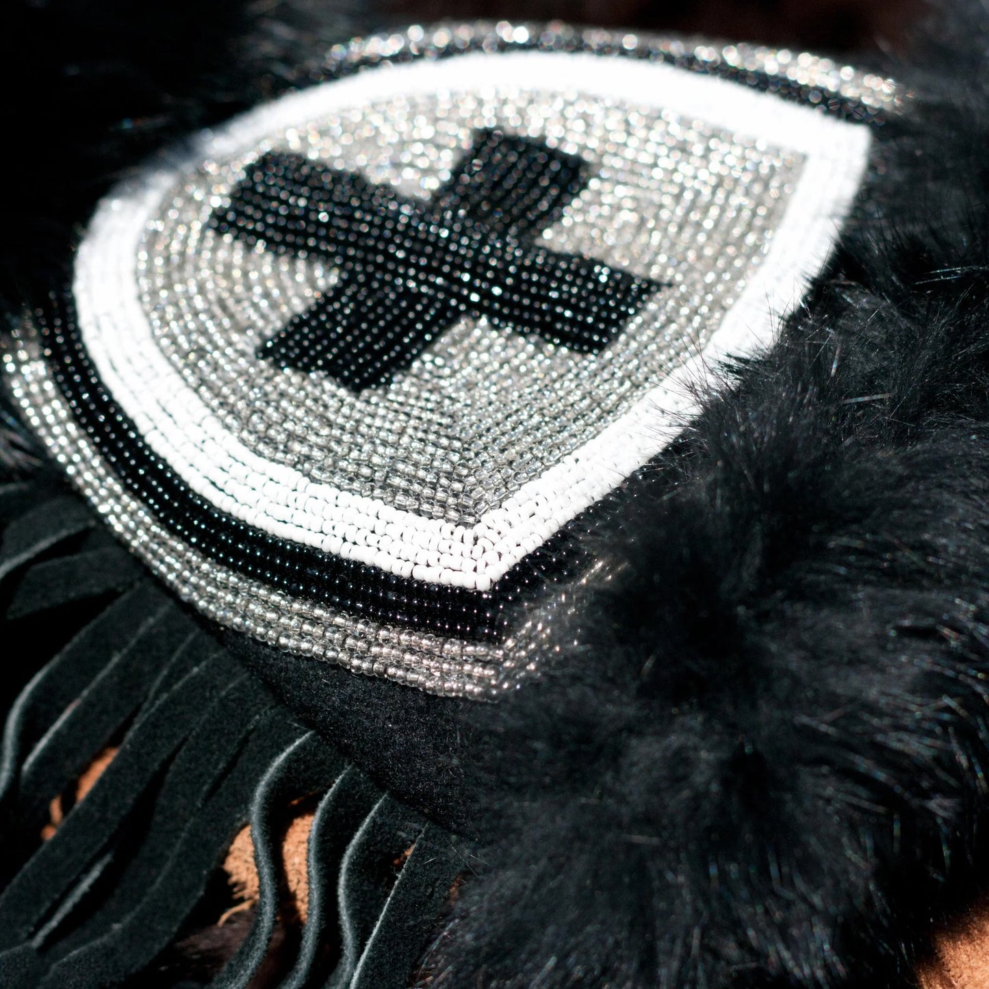 Astis Drake Long-Cuff Mitten