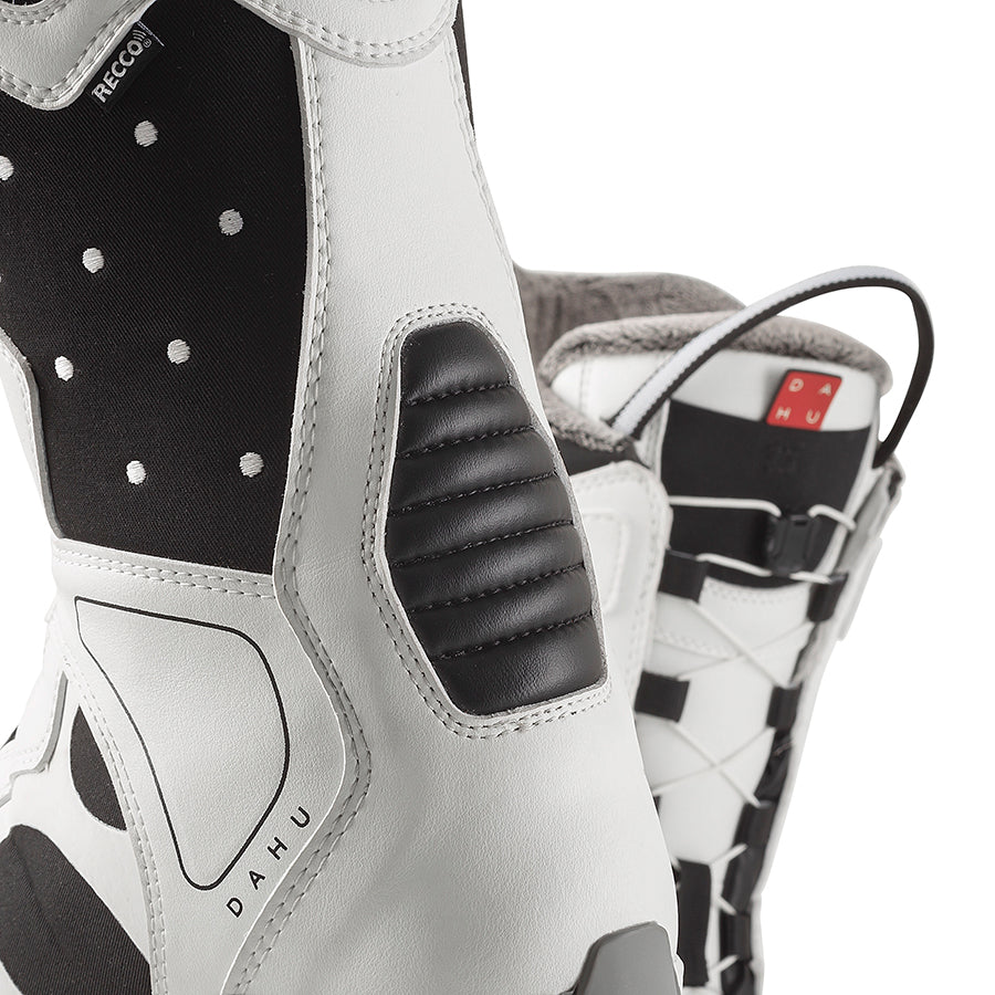 basalt black white gold